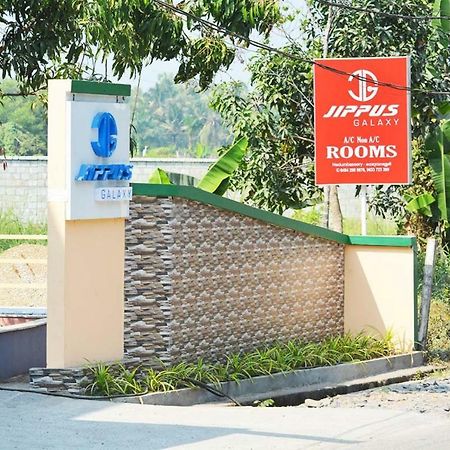 Jippus Galaxy Budget Air Port Hotel Kochi Екстериор снимка