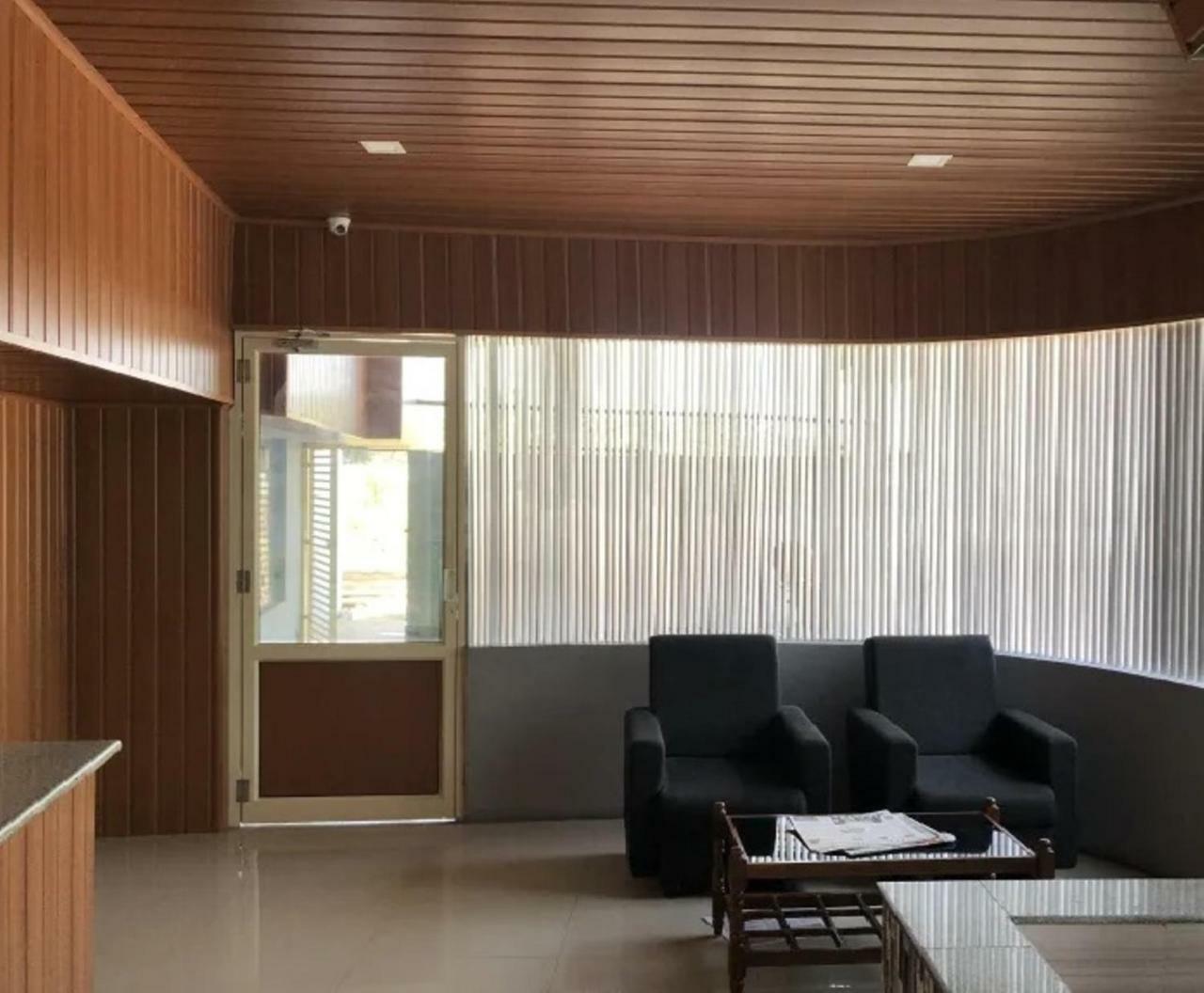 Jippus Galaxy Budget Air Port Hotel Kochi Екстериор снимка